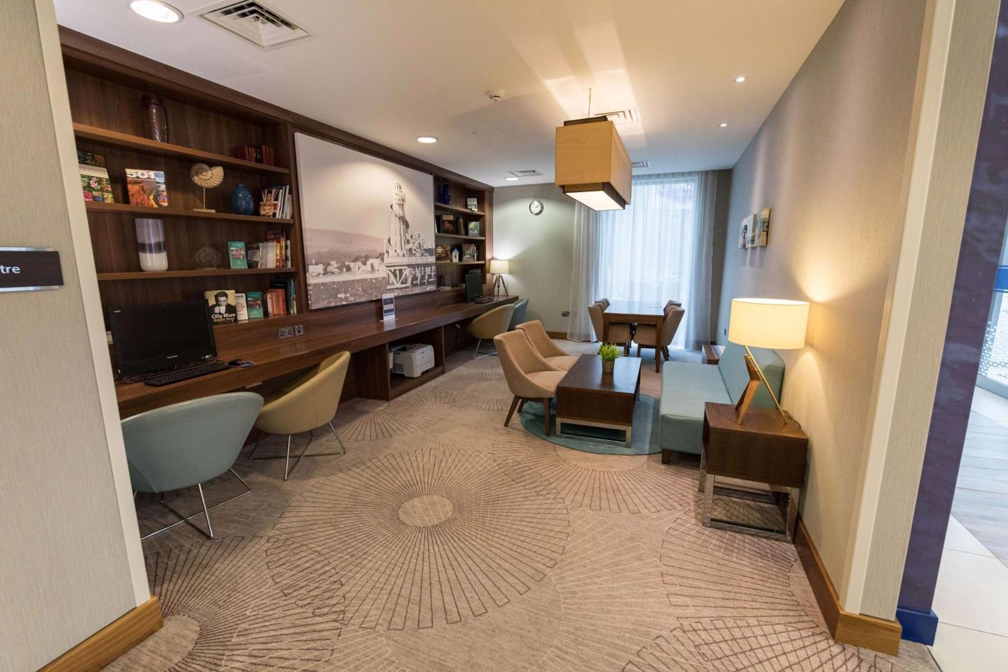 Hotel Hampton By Hilton