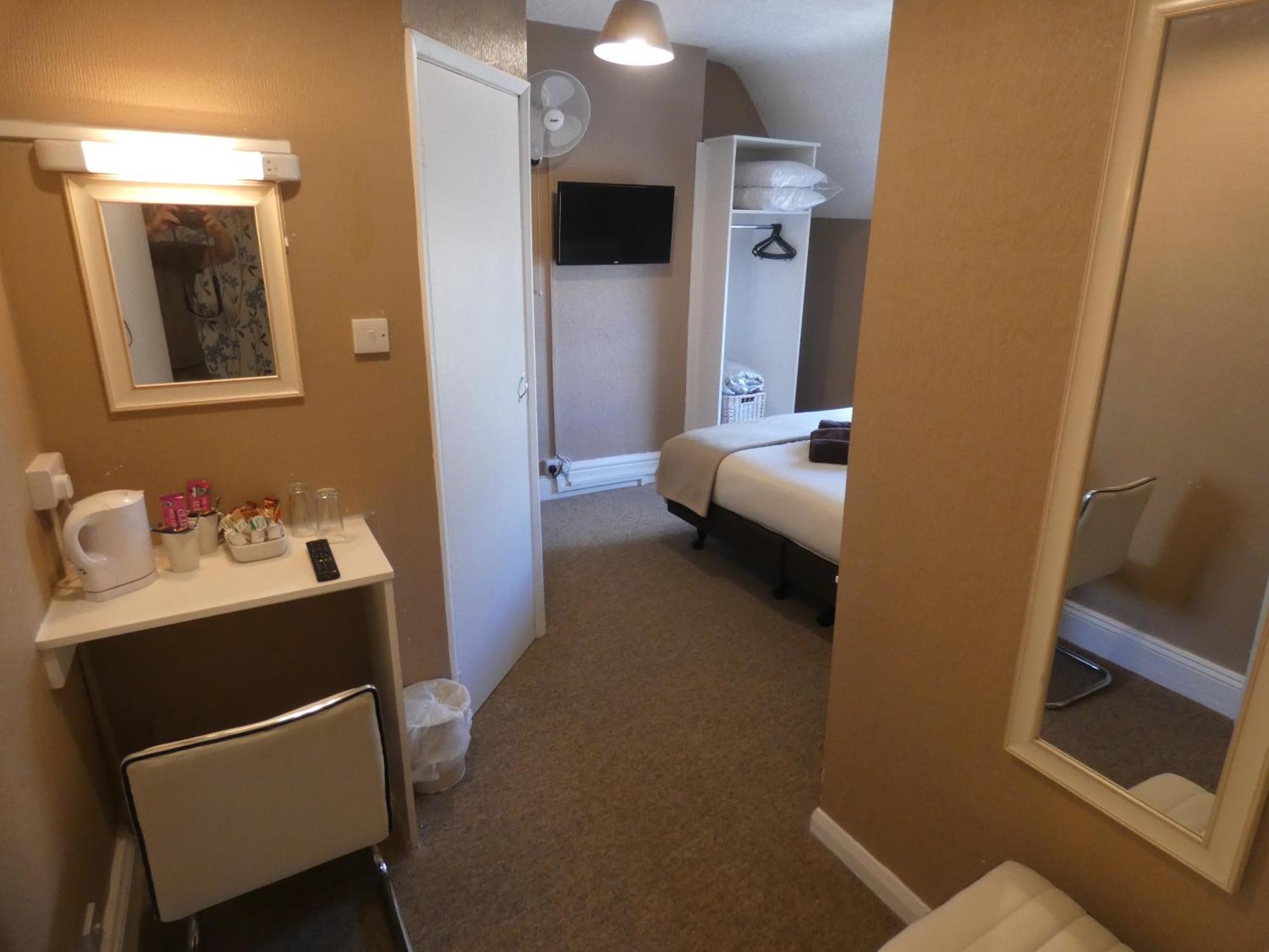 Guest house The Charlesworth 3*