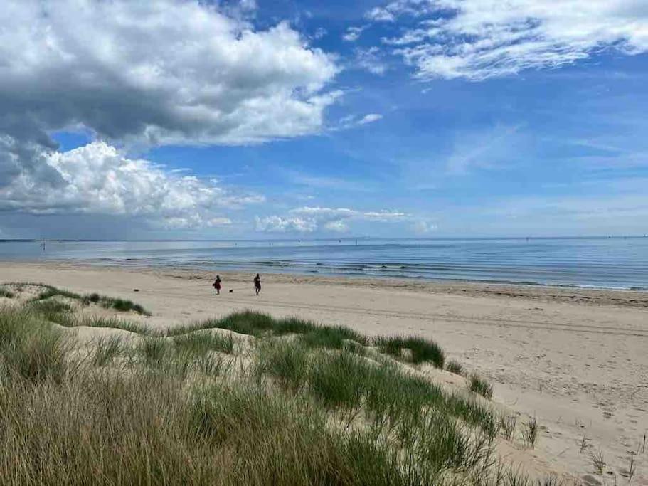 Apartment Bournemouth. Private Self Contained Space.