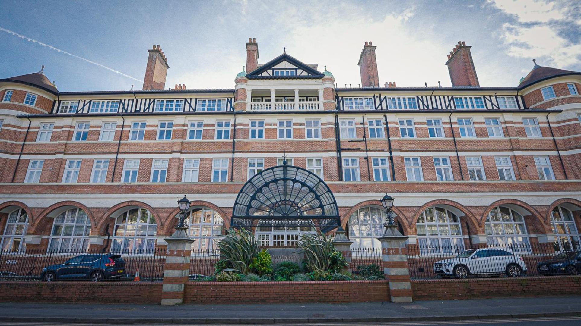 Burlington Mansions - Stunning Coastal * Bournemouth