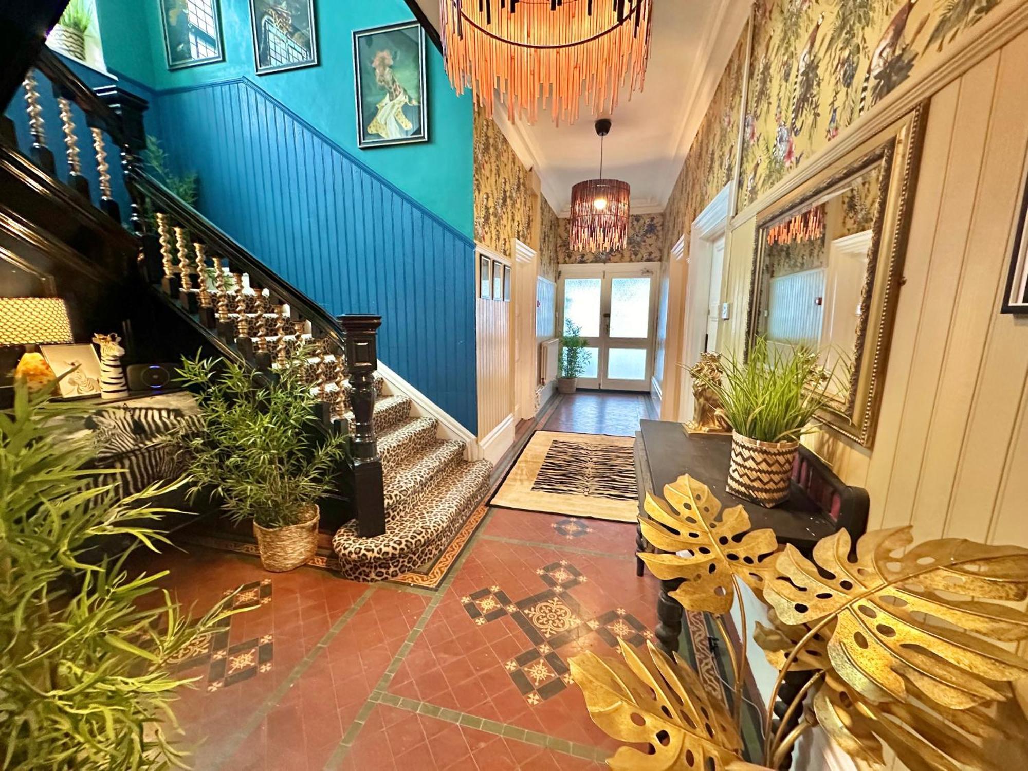 Toucan - Lemur - Free Parking - Wifi - Close To The Apartment *