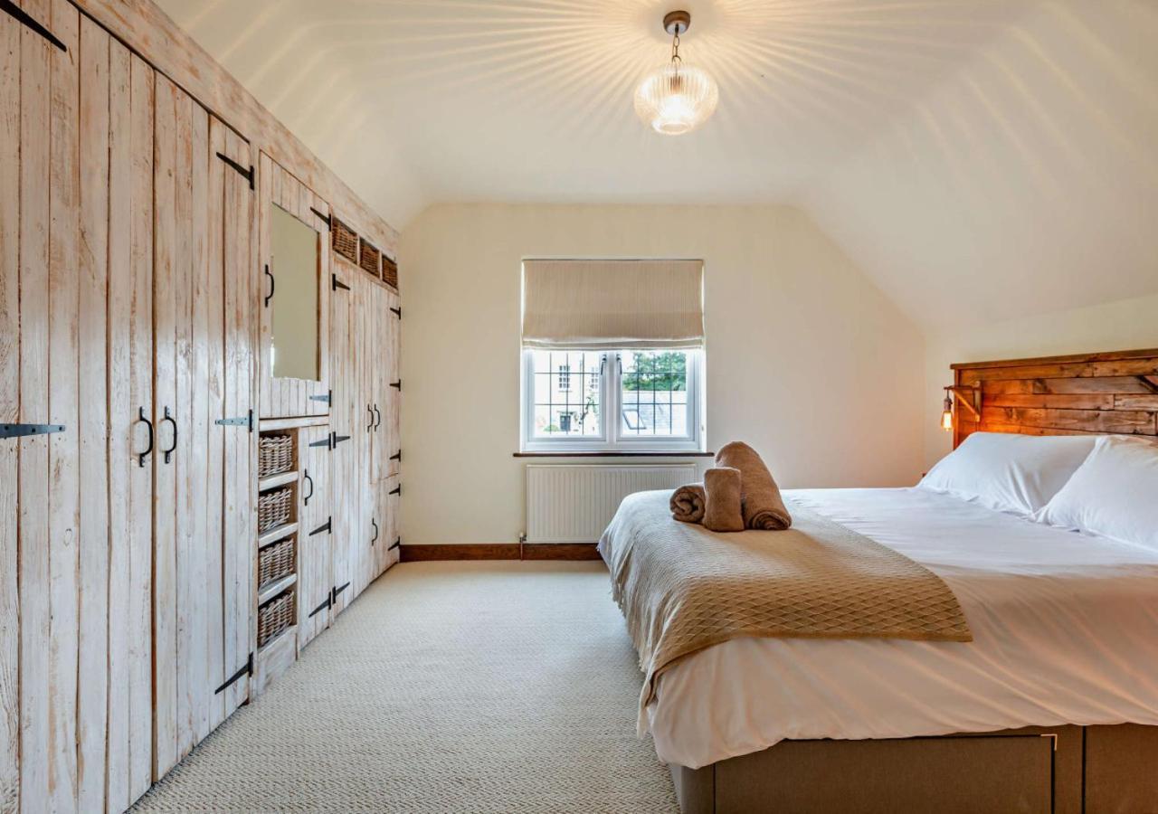 Throop House - Holiday home