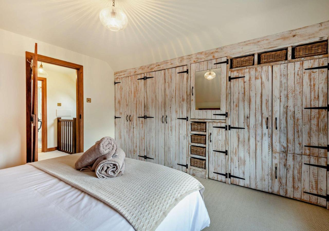 Throop House - Holiday home