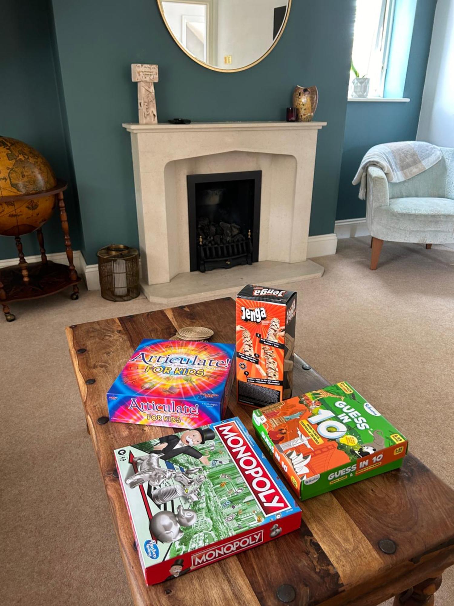 Seaside Rentals Bournemouth - 2Br, Upto 6Ppl, Beach 3 Min Walk, Dogs Ok, Wifi, Park 2 Cars