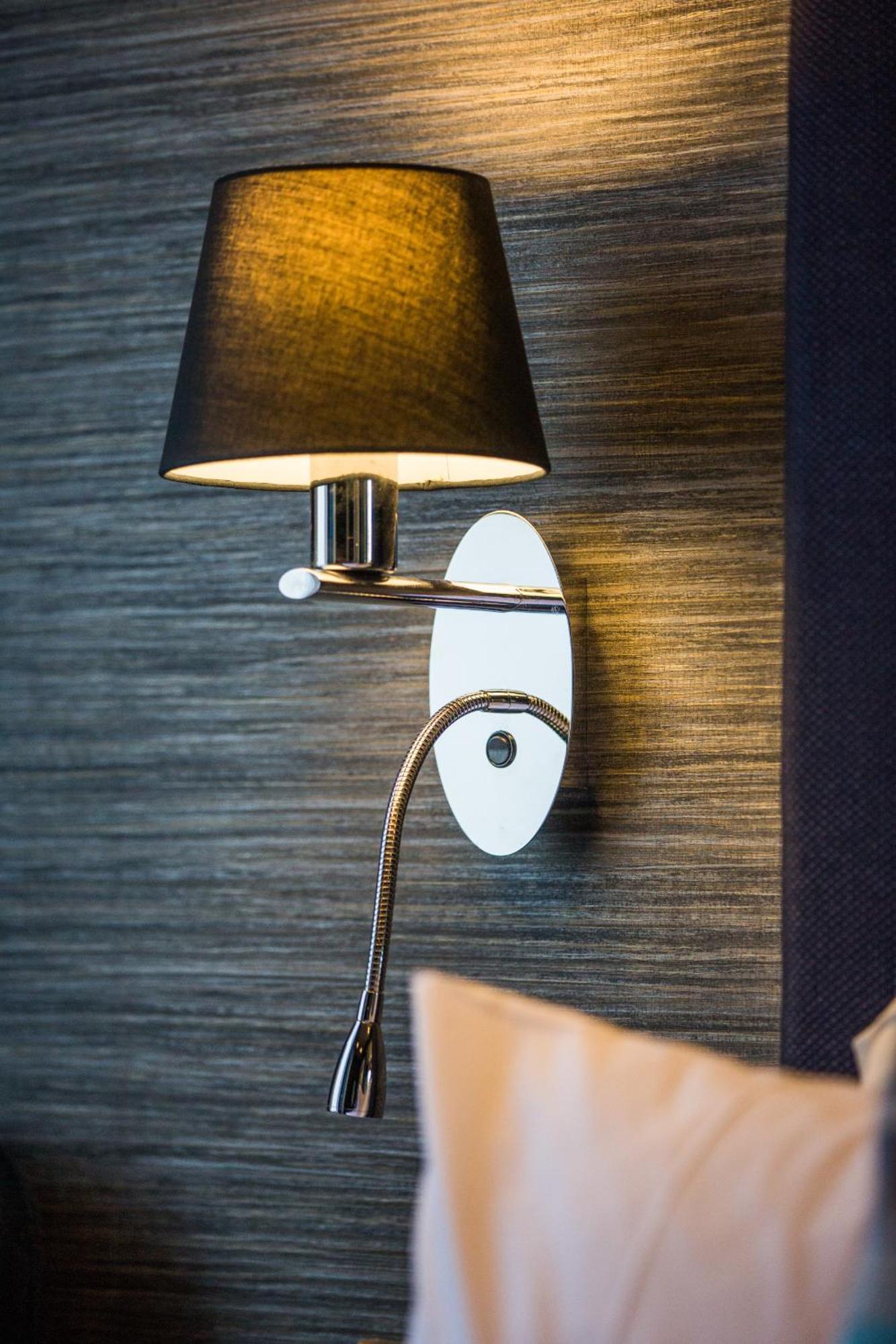 No5 Durley Road - Contemporary Serviced And Hotel