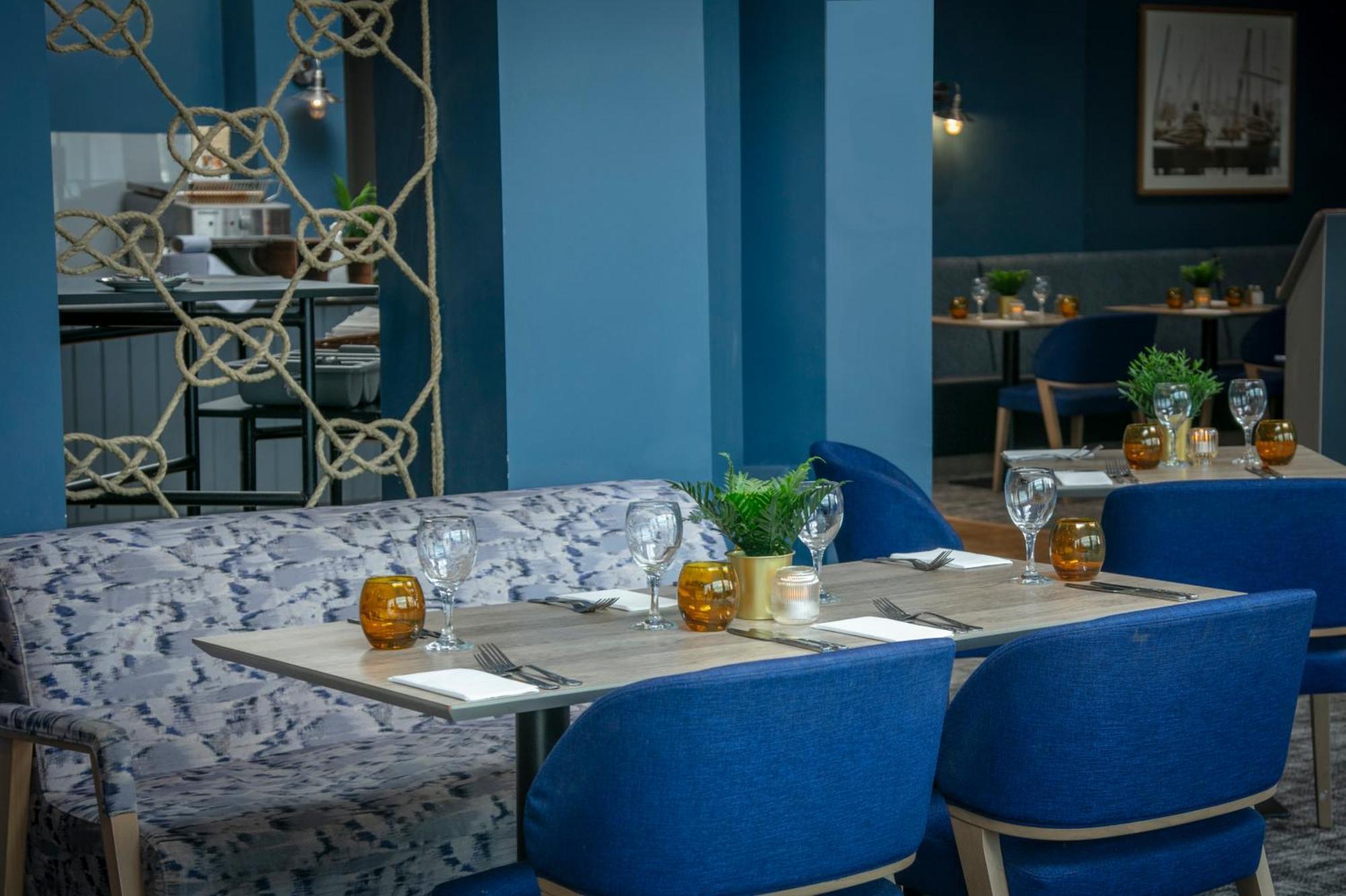 West Cliff & Hotel 3*