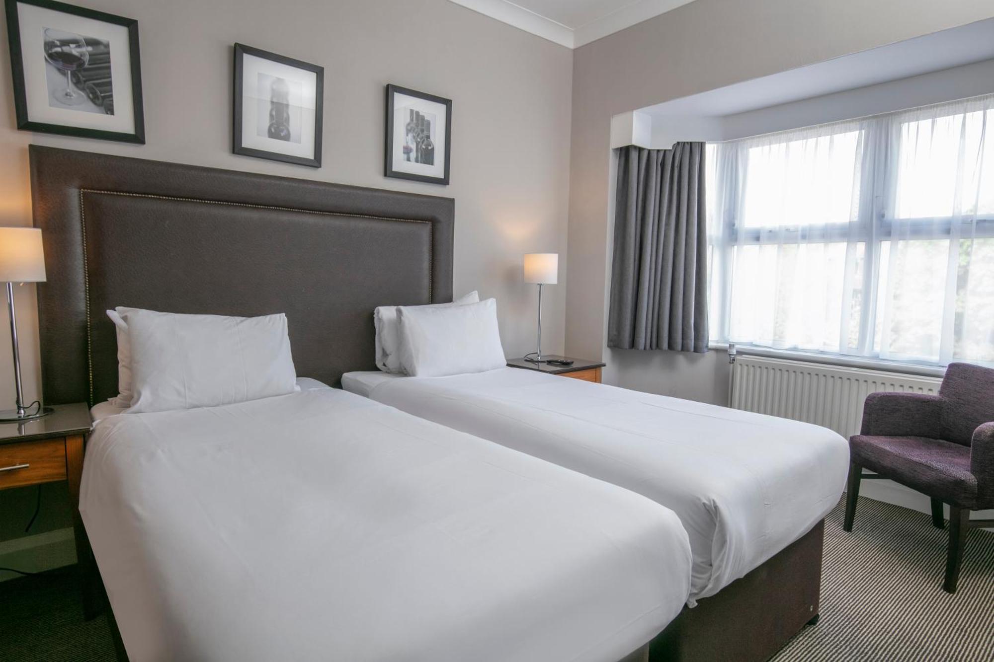 West Cliff & Hotel Bournemouth