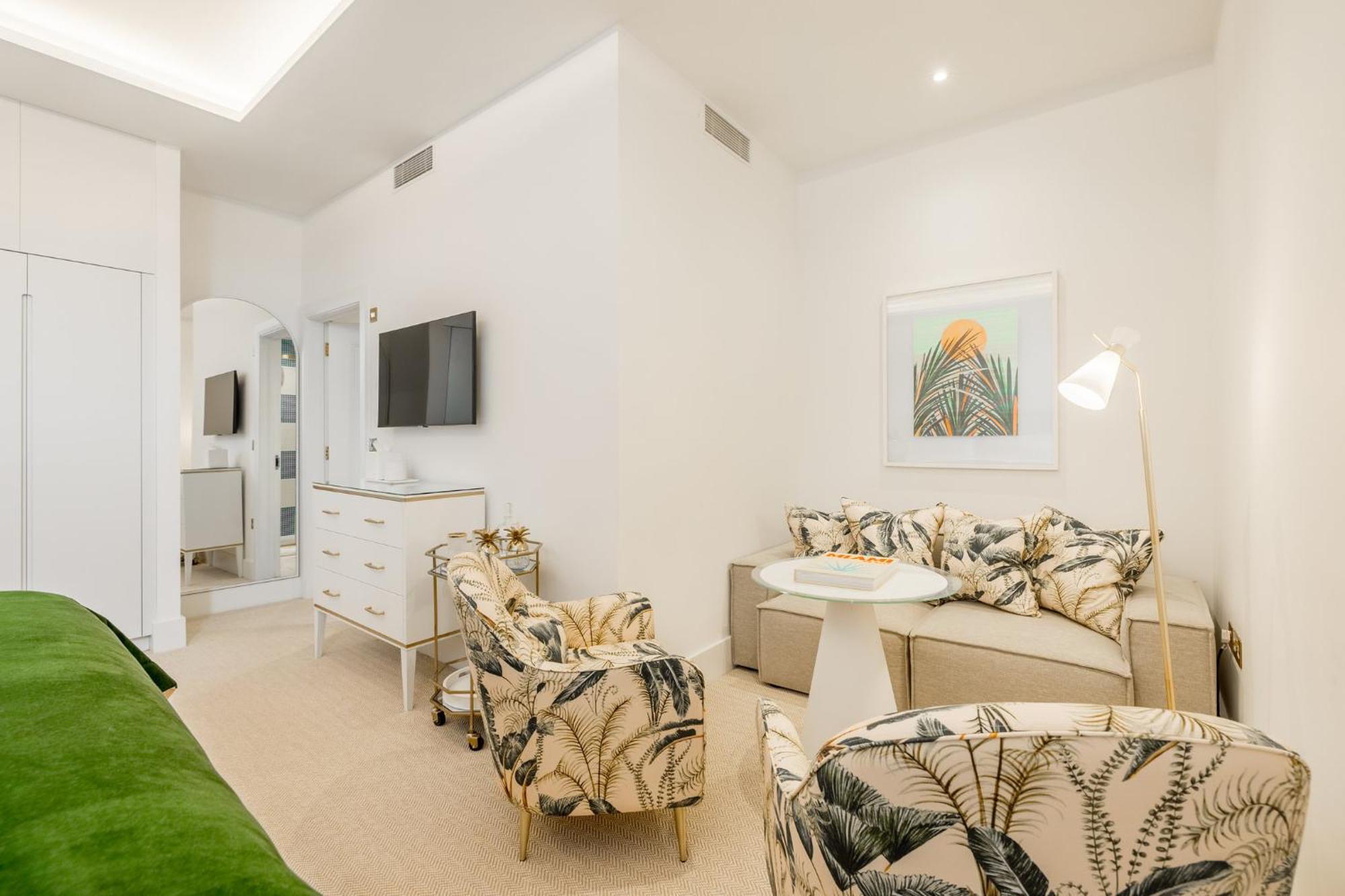 The Nici Hotel