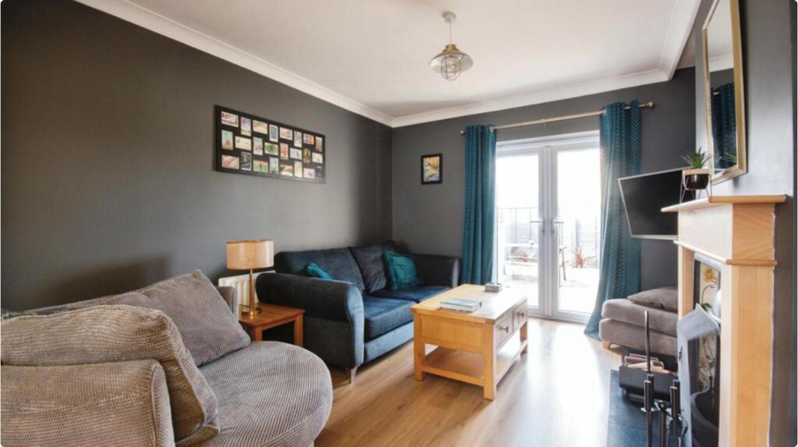Cosy From Bournemouth