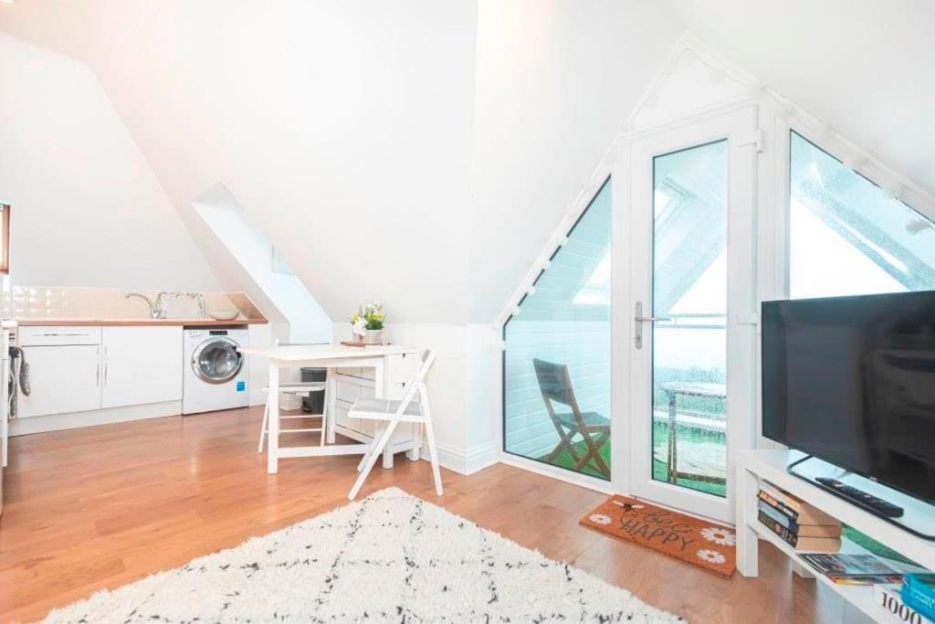 Bournecoast Clifftop - Sea Views-fm6184 Apartment *