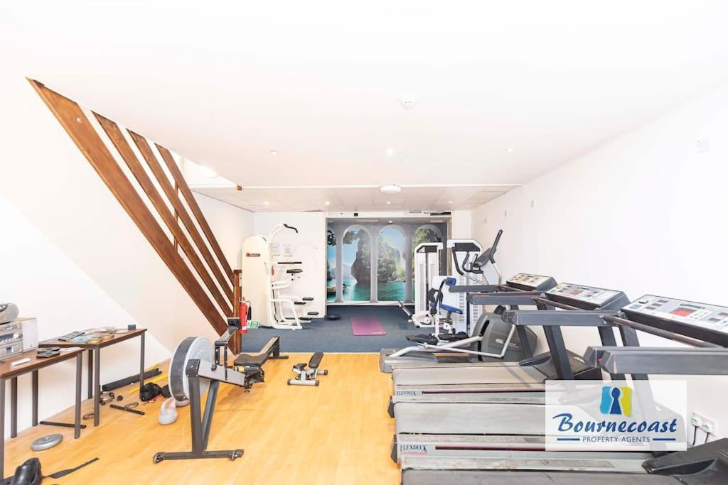 Bournecoast-roof Terrace-gym-sea Glimpses- Fm977 Apartment *
