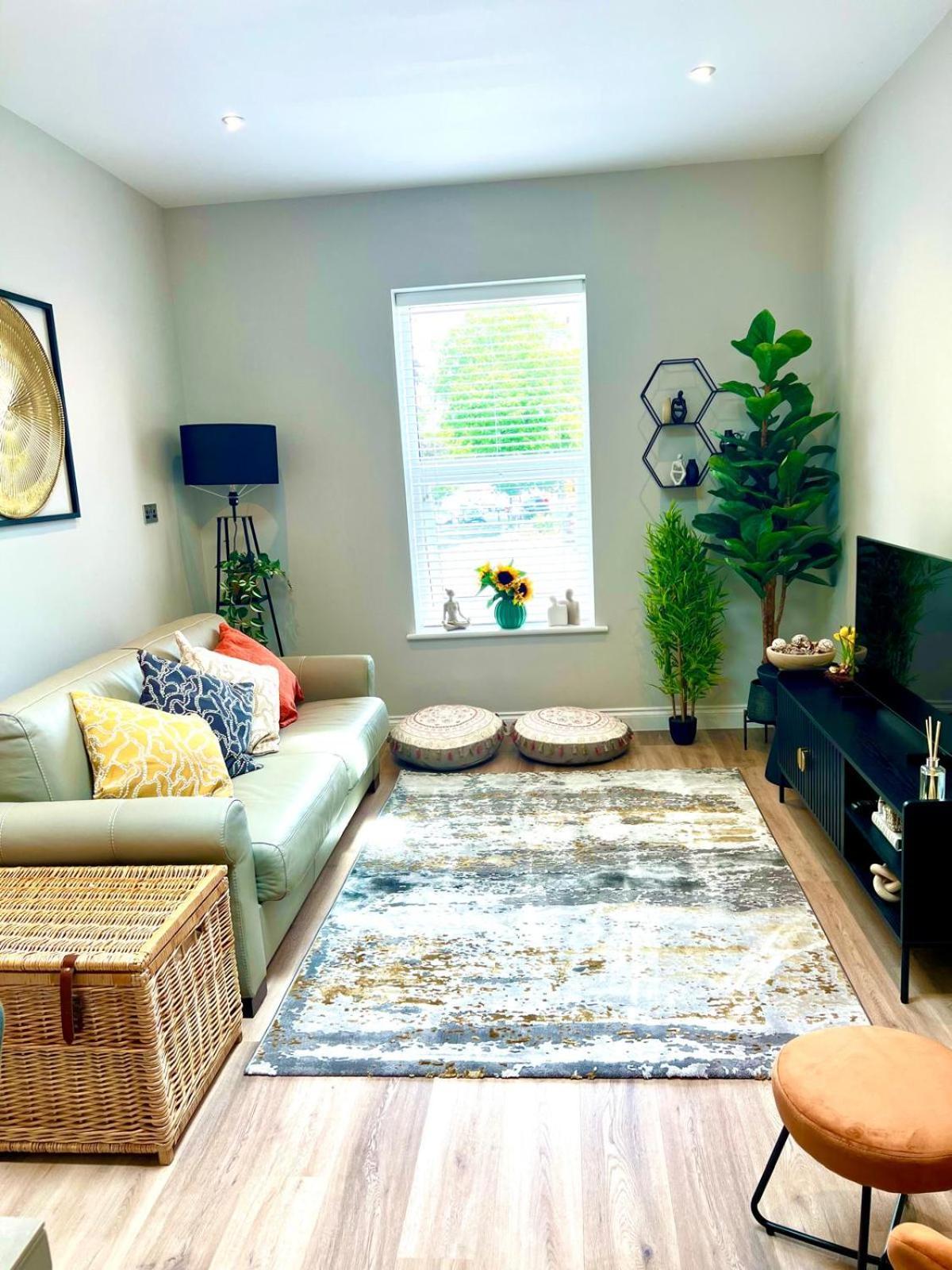 Apartment Brand New -coastal Breeze 1-bedroom In With Free Parking- Sleeps 4 Ppl- Internet *