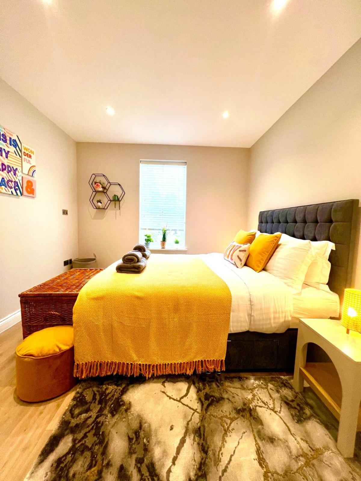 Apartment Brand New -coastal Breeze 1-bedroom In With Free Parking- Sleeps 4 Ppl- Internet