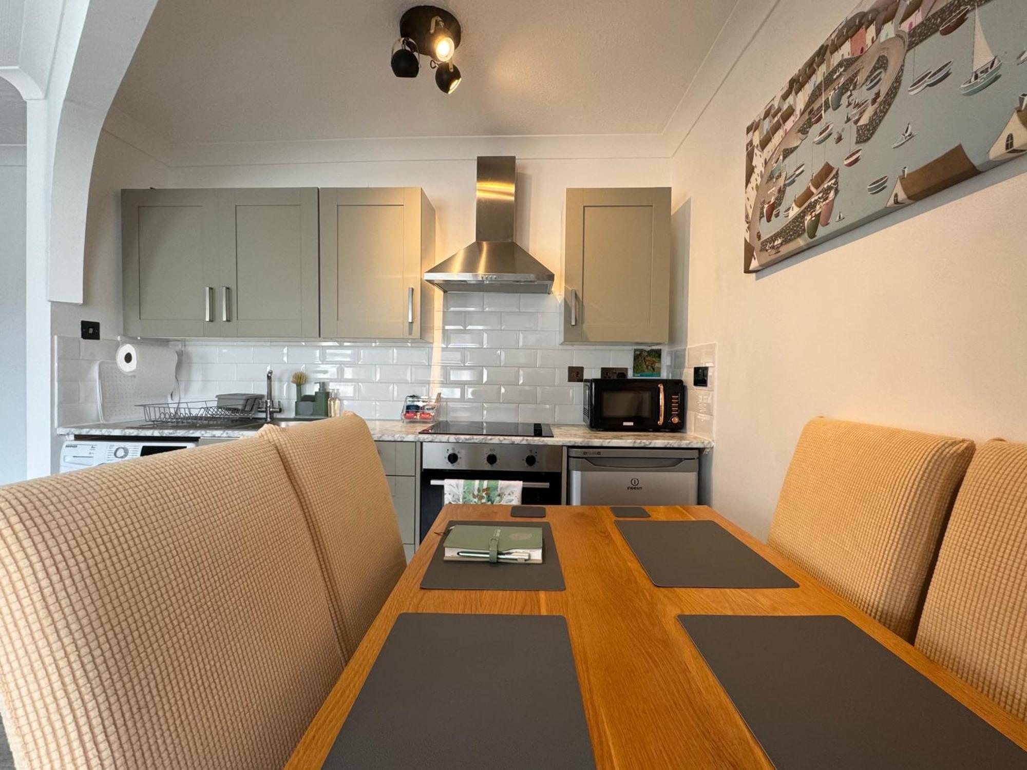 Apartment Purbeck Entire In Town Centre