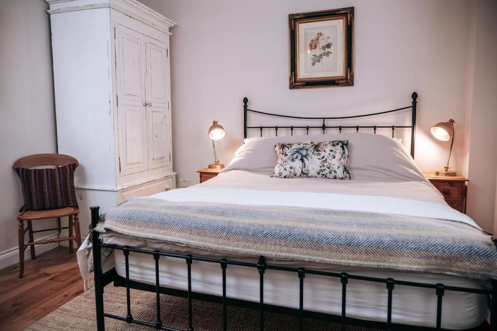 Aurora- 3 Bed With Parking And Garden