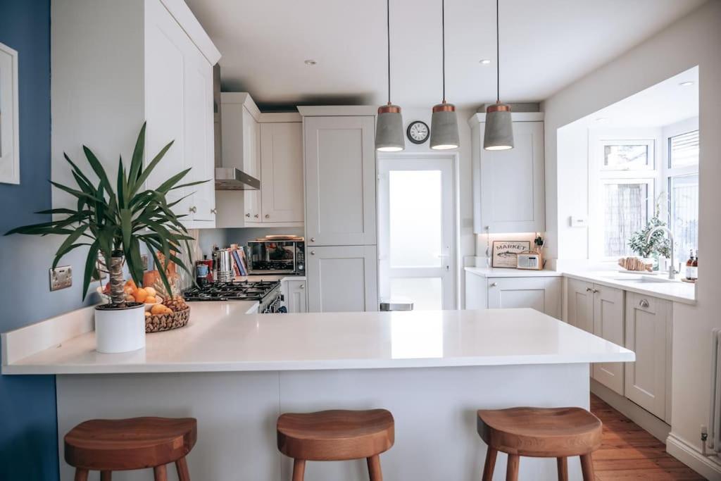 Aurora- 3 Bed With Parking And Garden