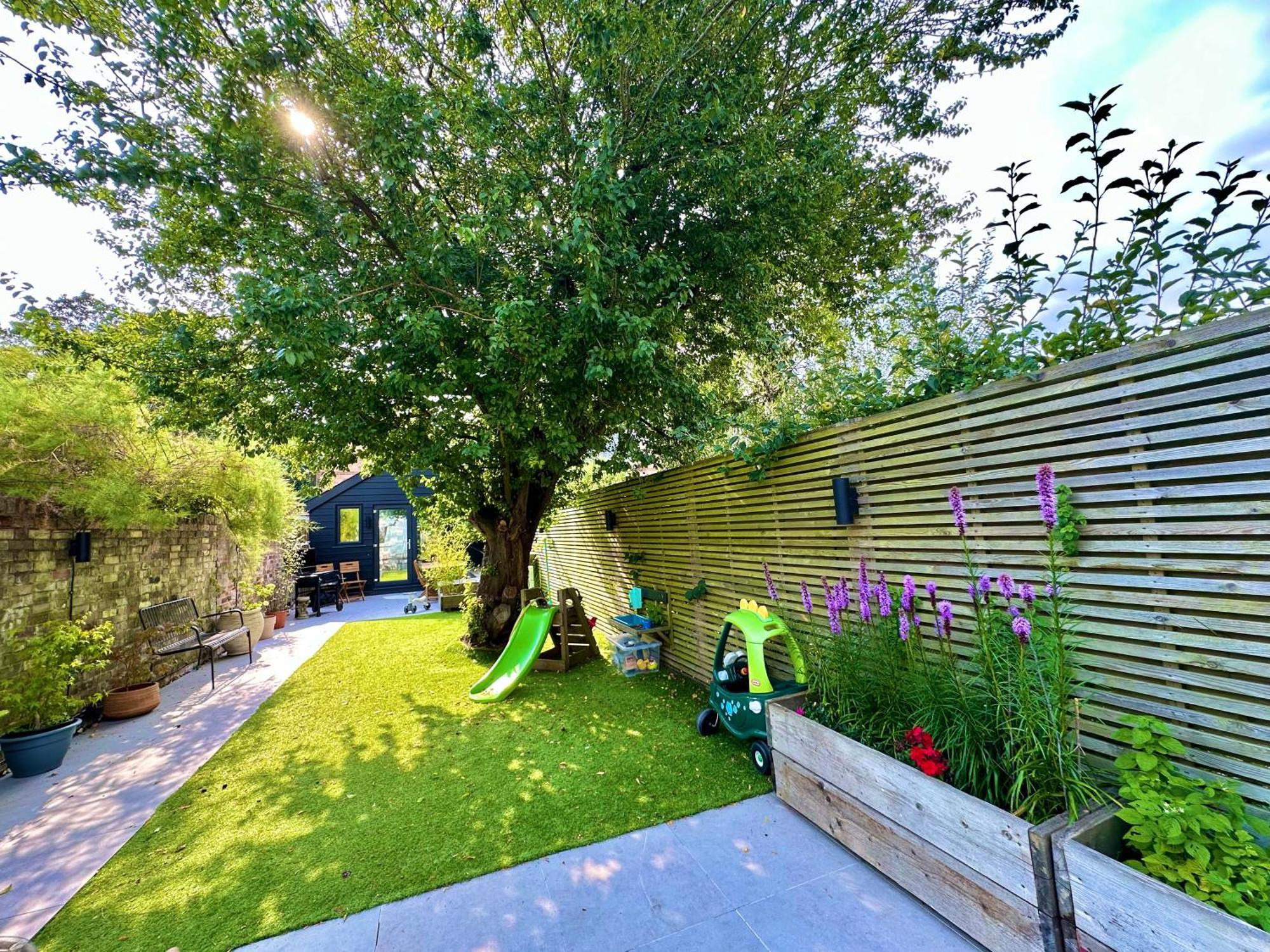Family Three Bedroom - Outbuilding Games - Walk To Town And - Free Parking Bournemouth