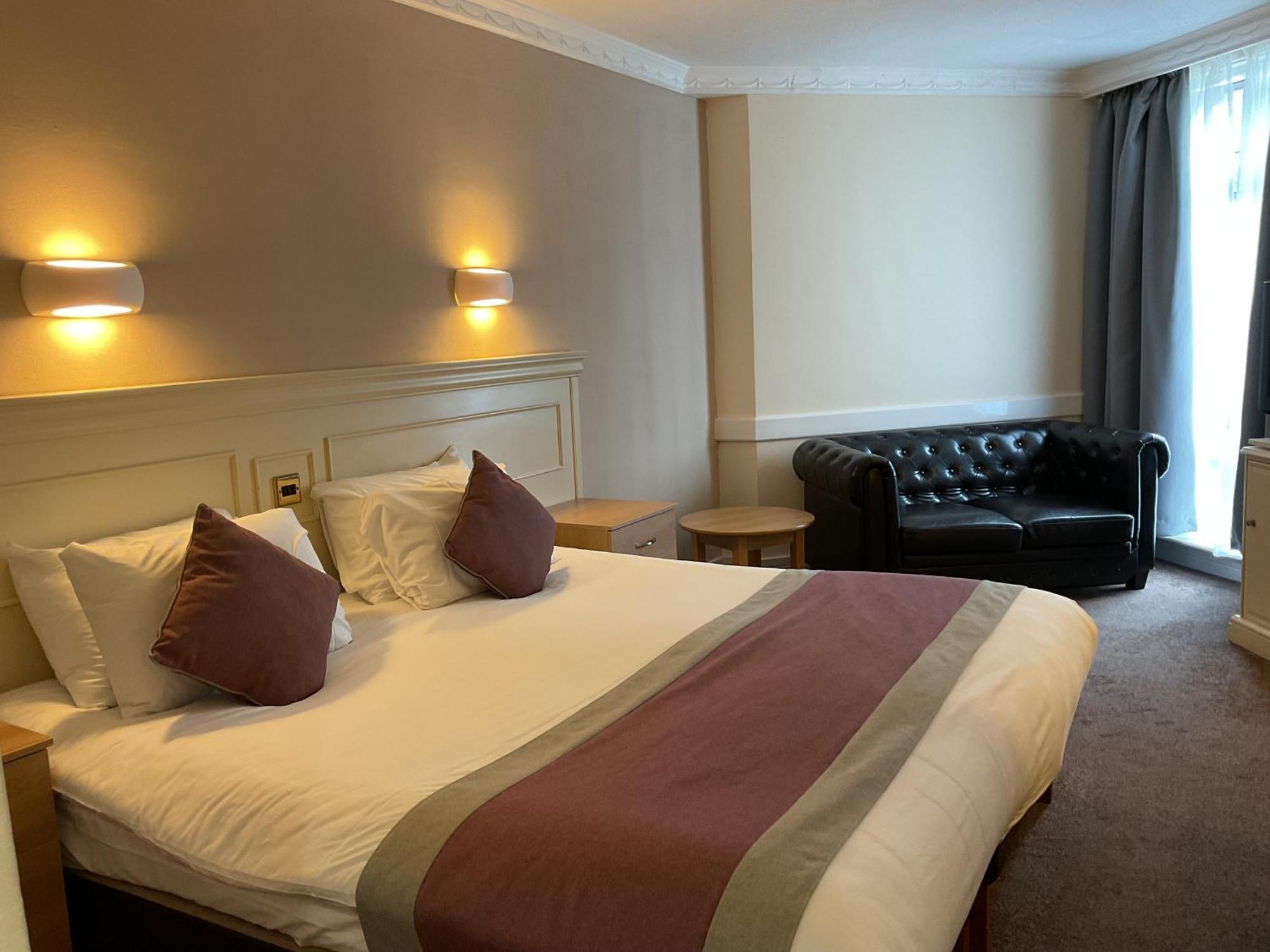 Royal Bath & 4* Bournemouth