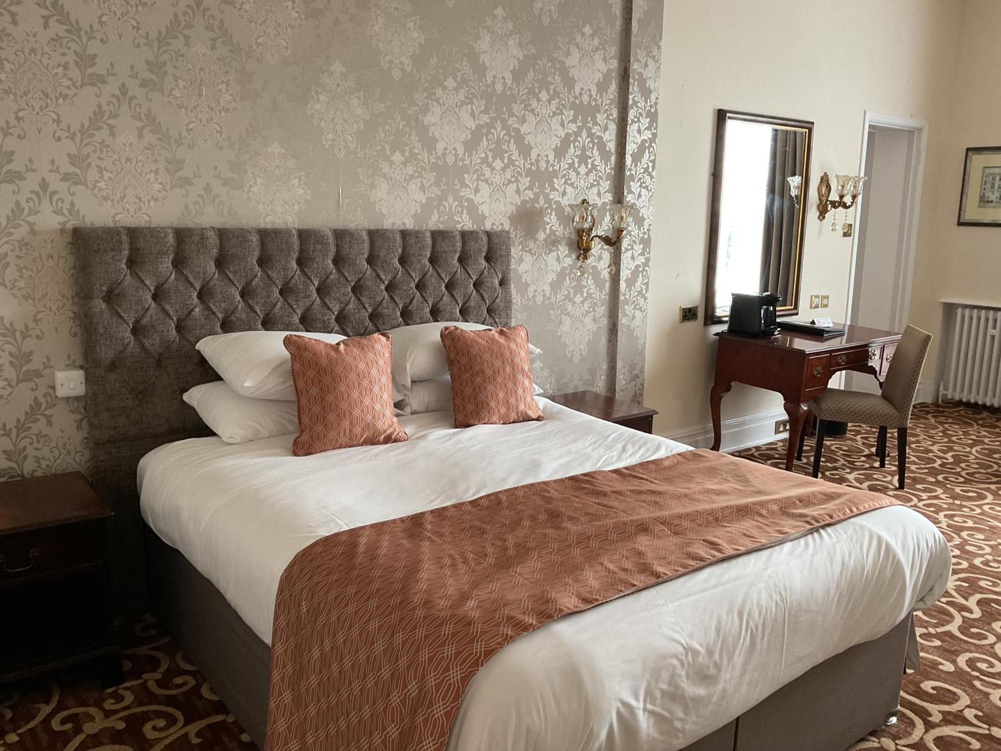 Hotel Royal Bath & 4*