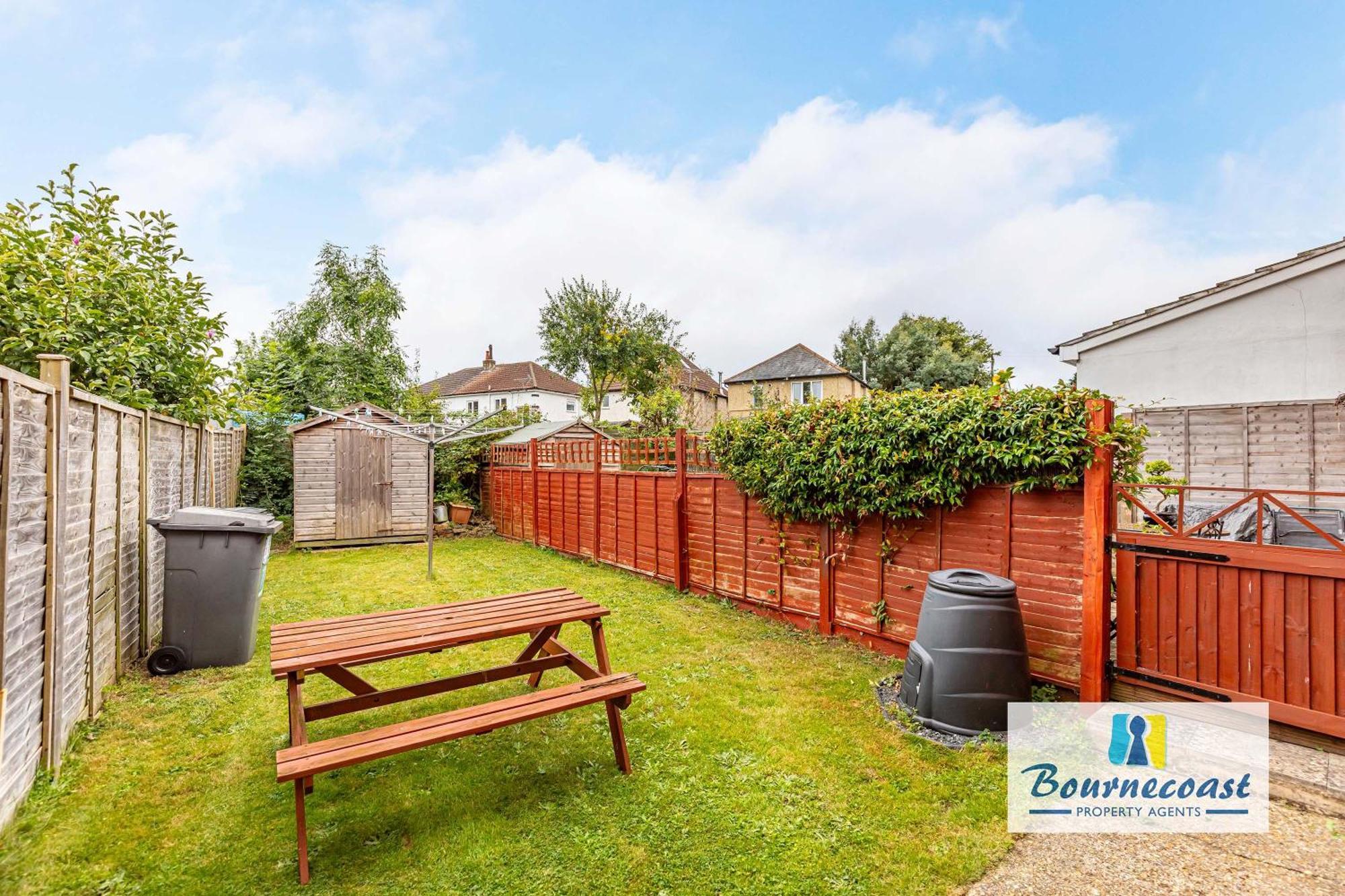 Bournecoast: Pet Friendly Flat With Garden - Fm667 Bournemouth