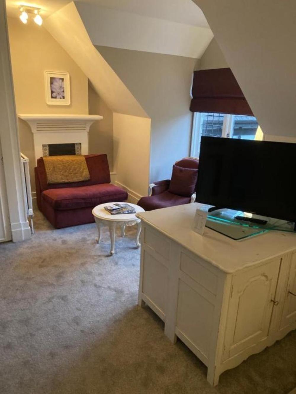 Langtry Manor Hotel 3*