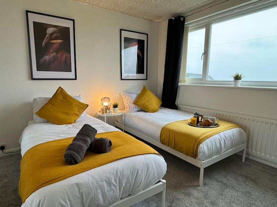 Spectacular Seaview - House - 2br - Sleeps 6 *