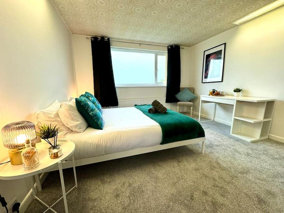 Spectacular Seaview - House - 2br - Sleeps 6 *