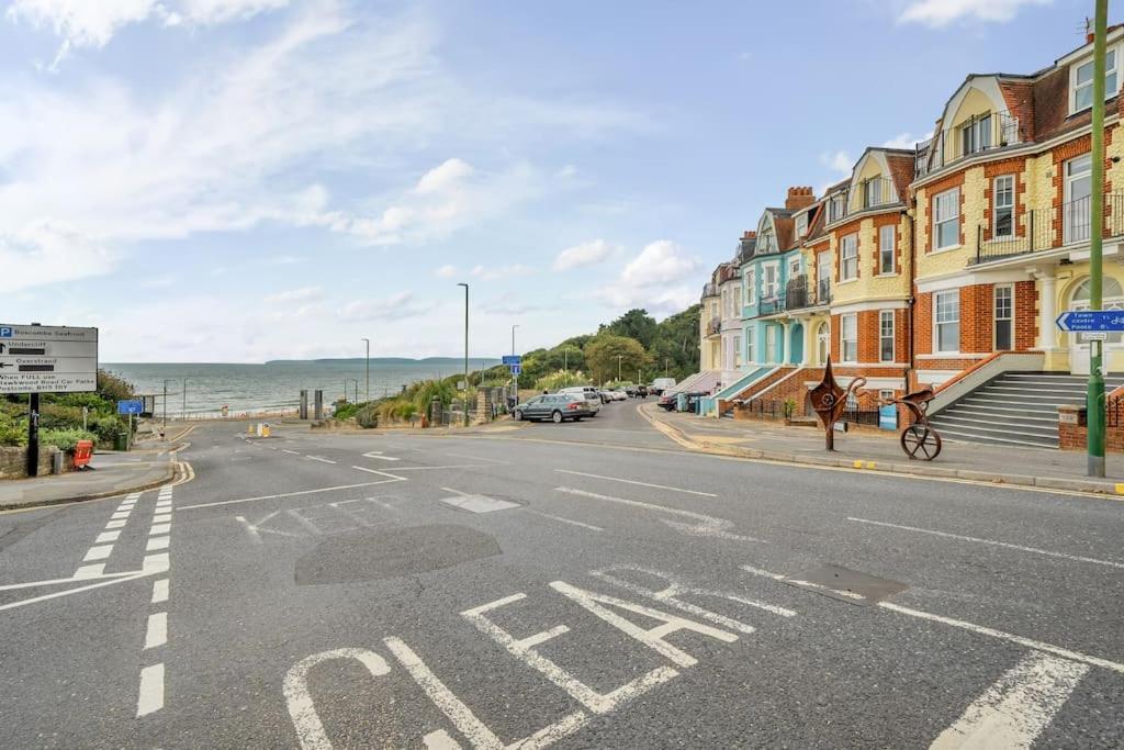 Bournecoast - Upper Ground Floor Flat With Sea Views - Fm3441 *