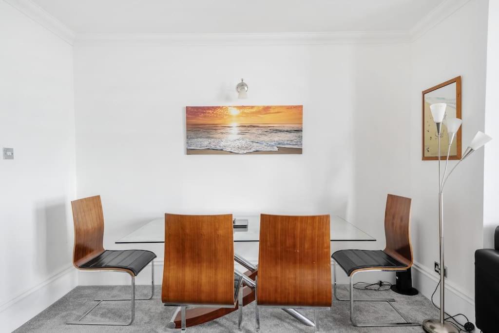Bournecoast - Upper Ground Floor Flat With Sea Views - Fm3441