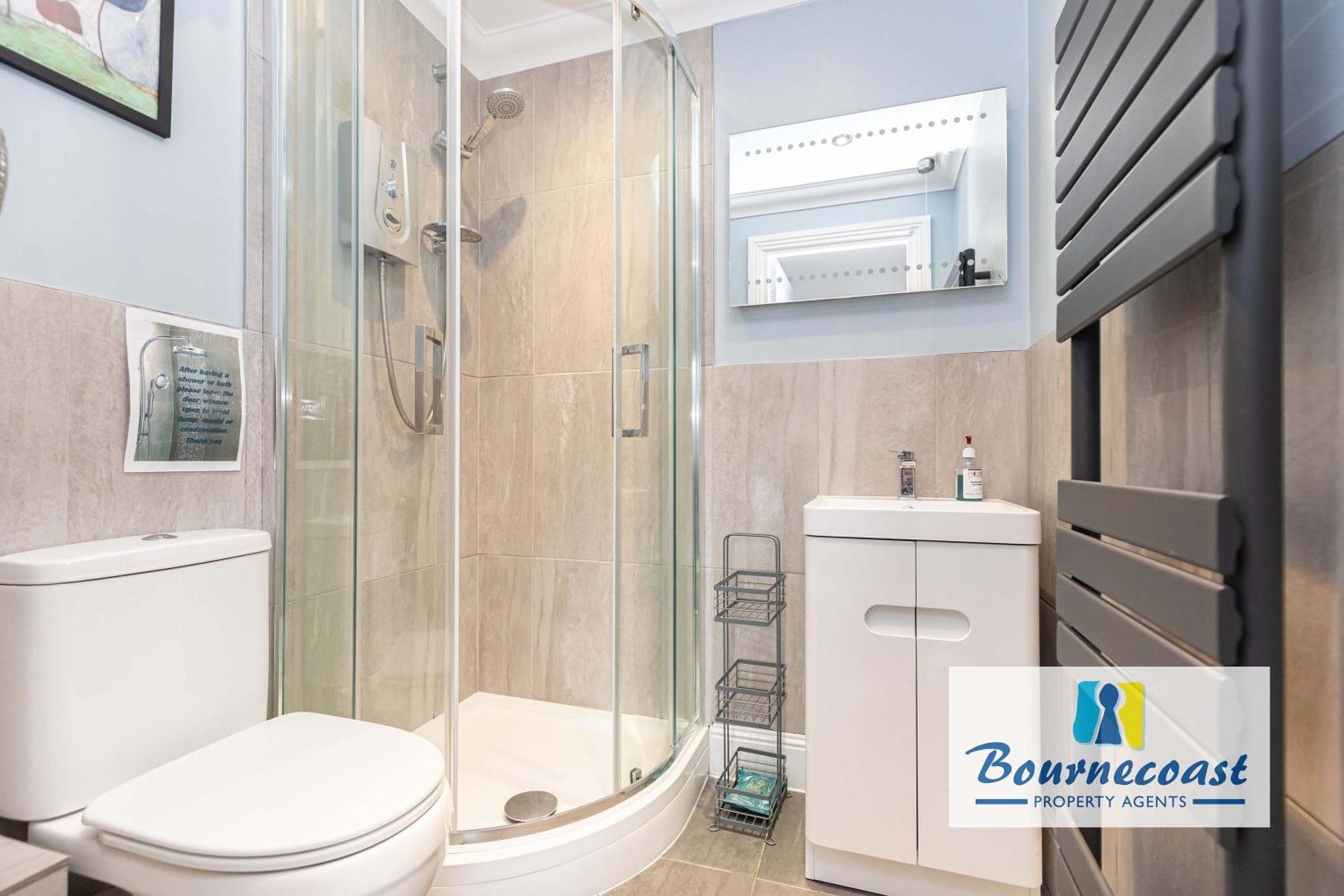 Bournecoast: Modern Flat-balcony-parking-fm6326 *