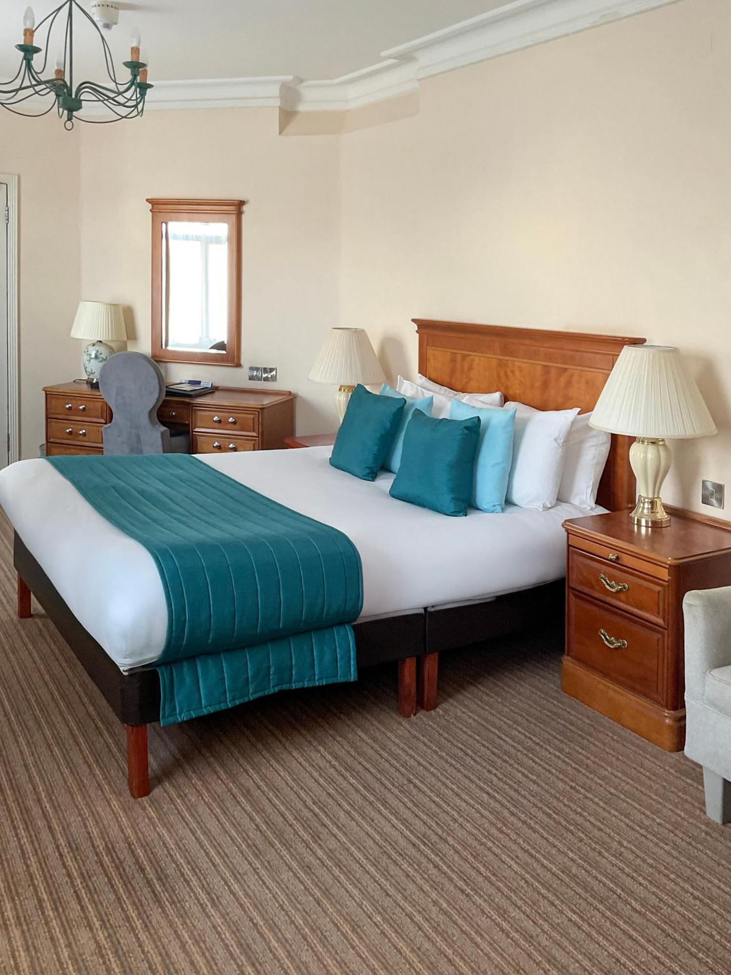 Hotel Royal Bath & 4*