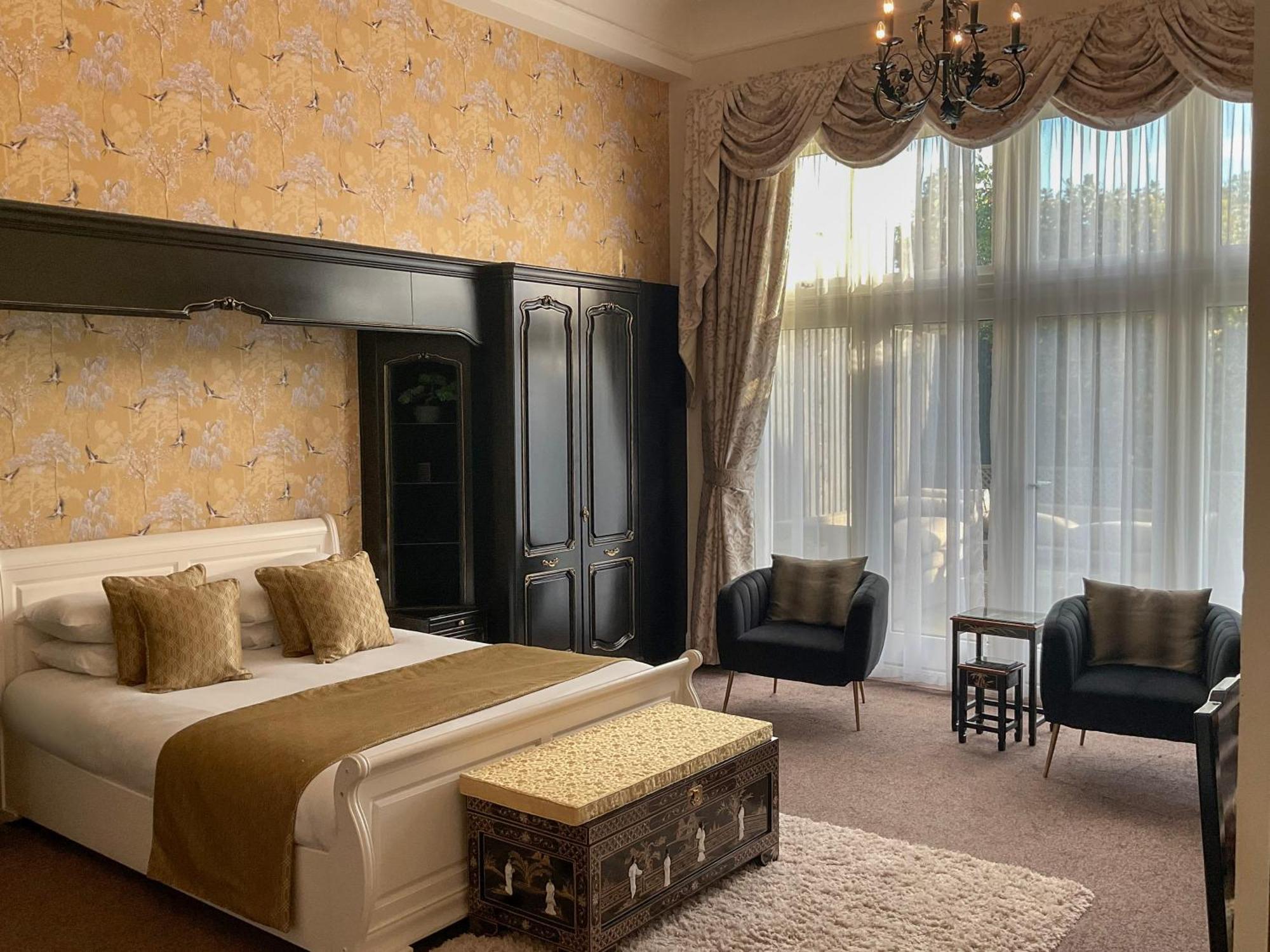 Royal Bath & Hotel 4*