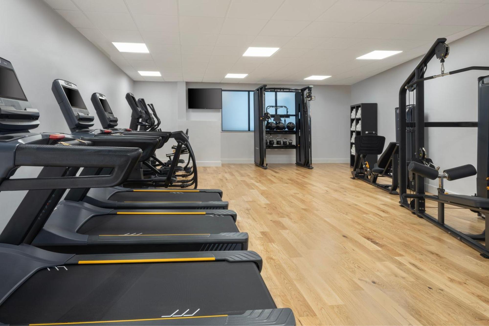 Highcliff Marriott Hotel 4*