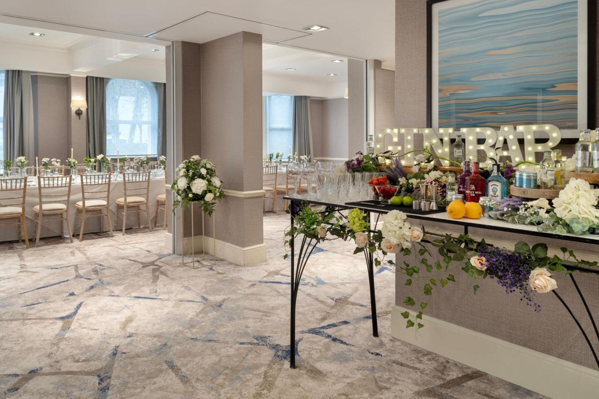 Highcliff Marriott Hotel 4*