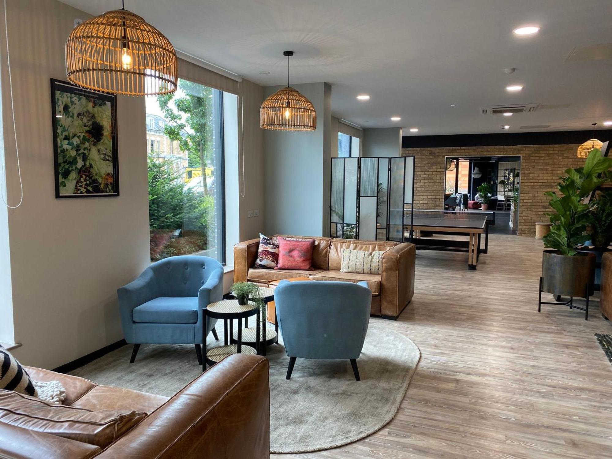Experience Chic And Contemporary Student Living In The Heart Of At Park Apartment Bournemouth