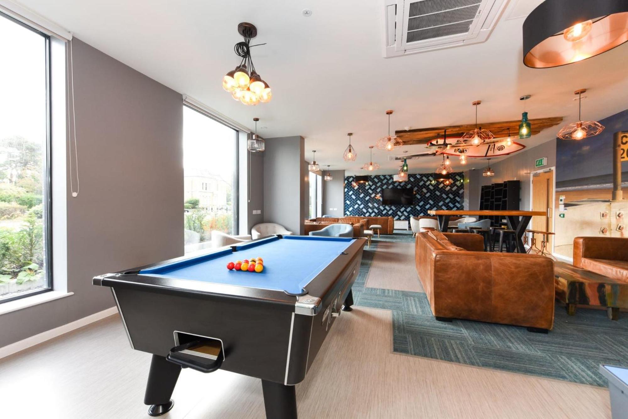 Experience Chic And Contemporary Student Living In The Heart Of At Park Apartment Bournemouth