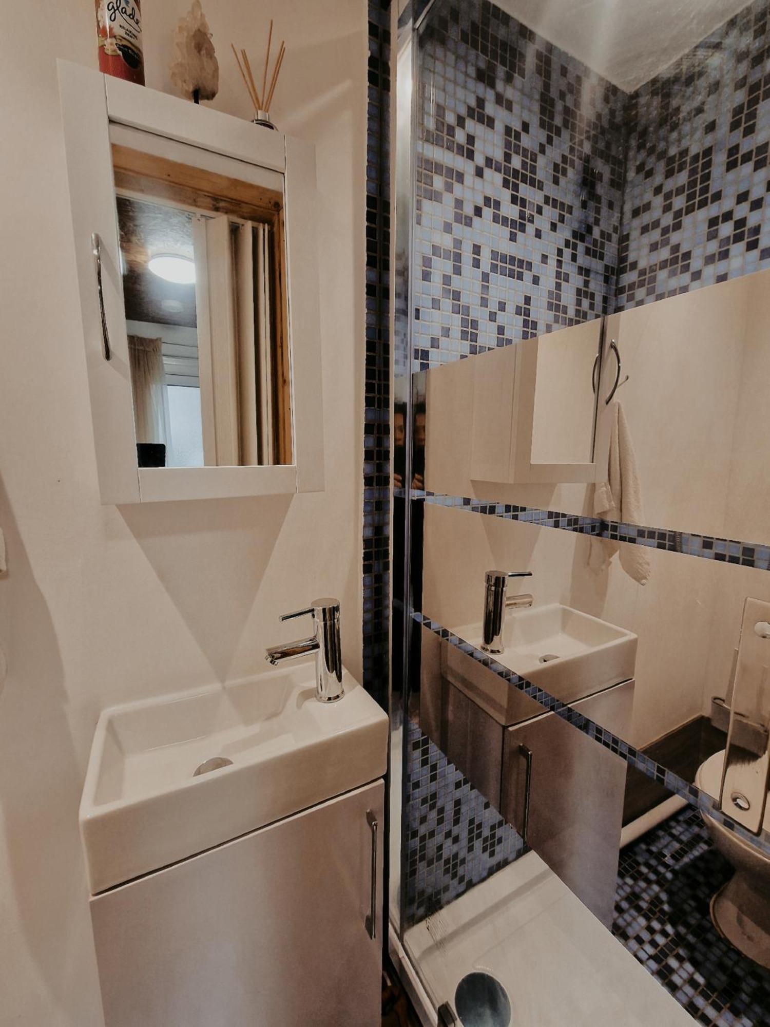 Southbourne Apartment *