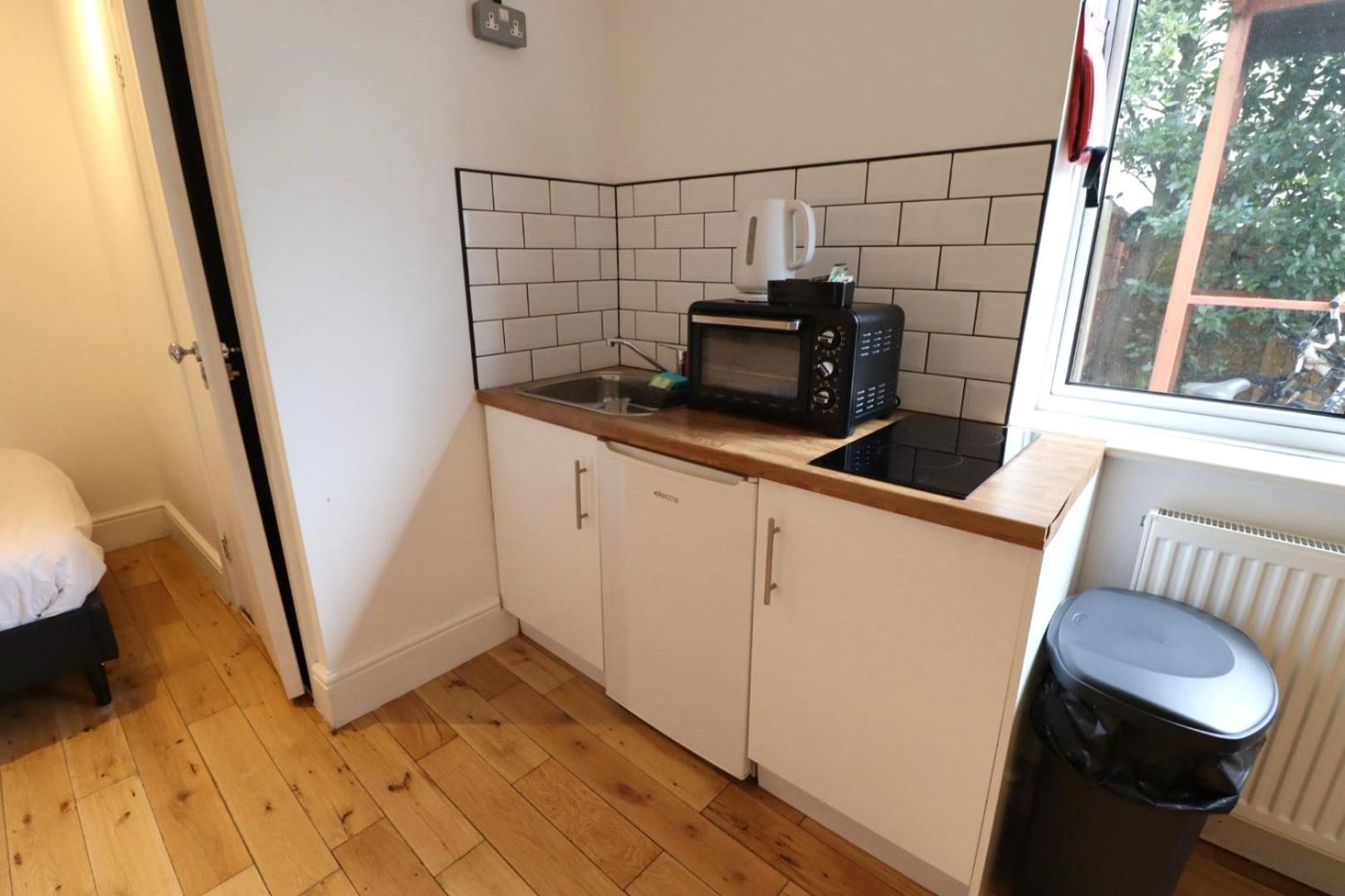 Flat 4, 10 St John's Bournemouth