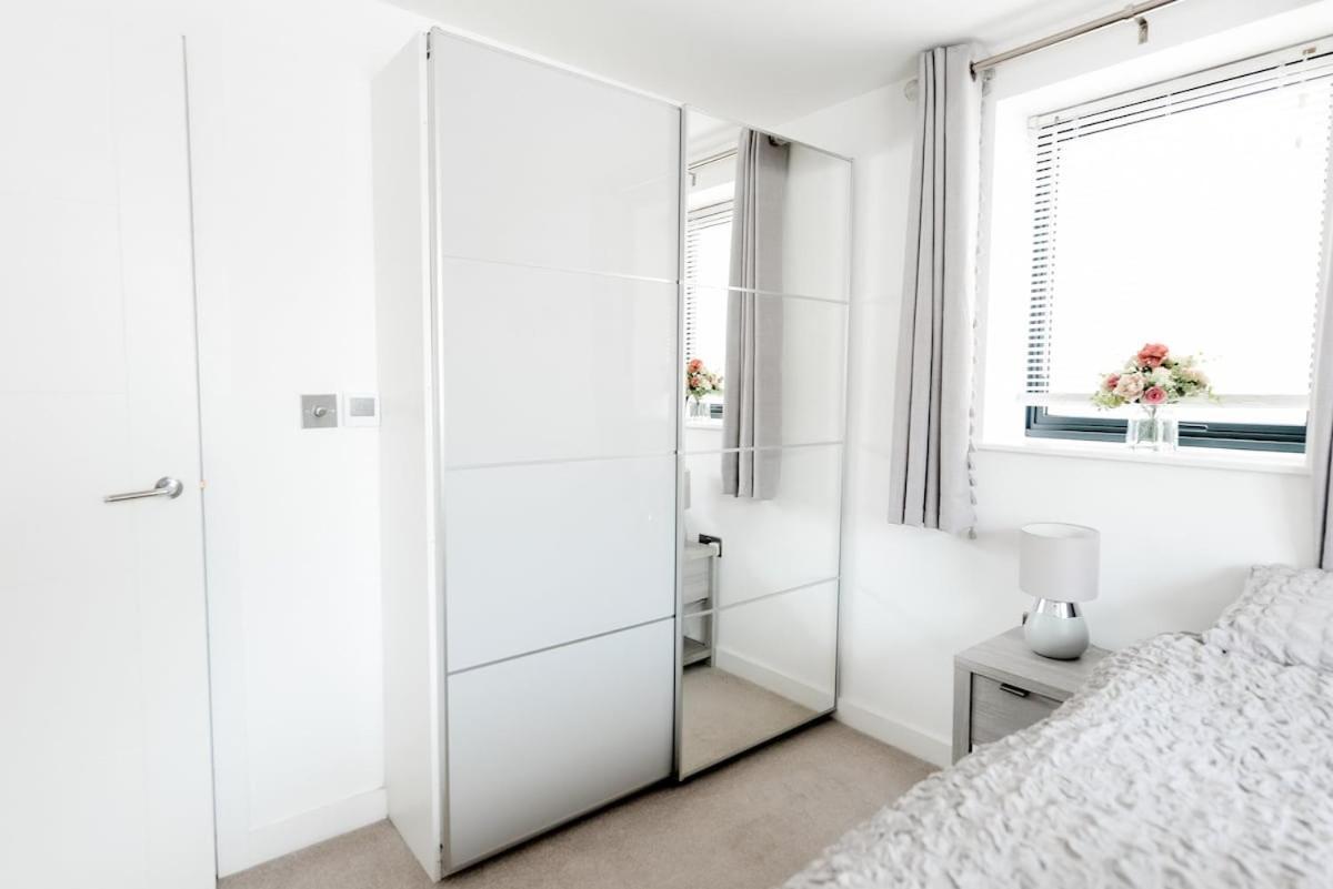 Brand New Beachfront Gf 2 Bed 6 Guests * Bournemouth