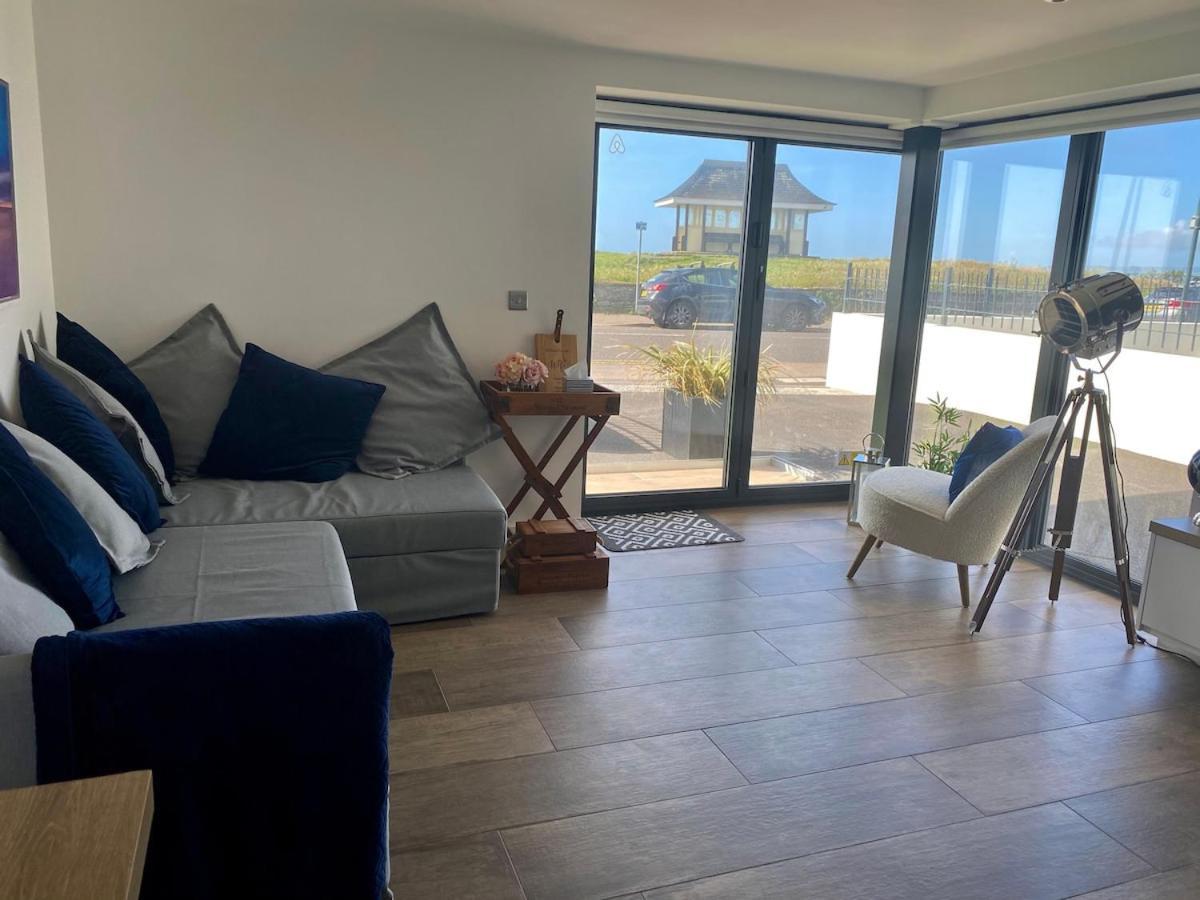 Apartment Brand New Beachfront Gf 2 Bed 6 Guests Bournemouth