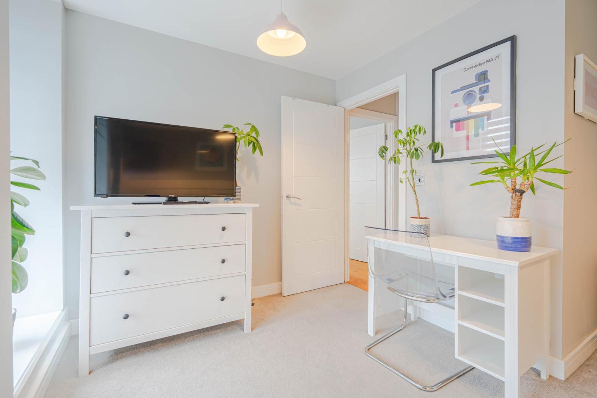 Stunning Bright Two Bedroom In Southbourne Apartment Bournemouth