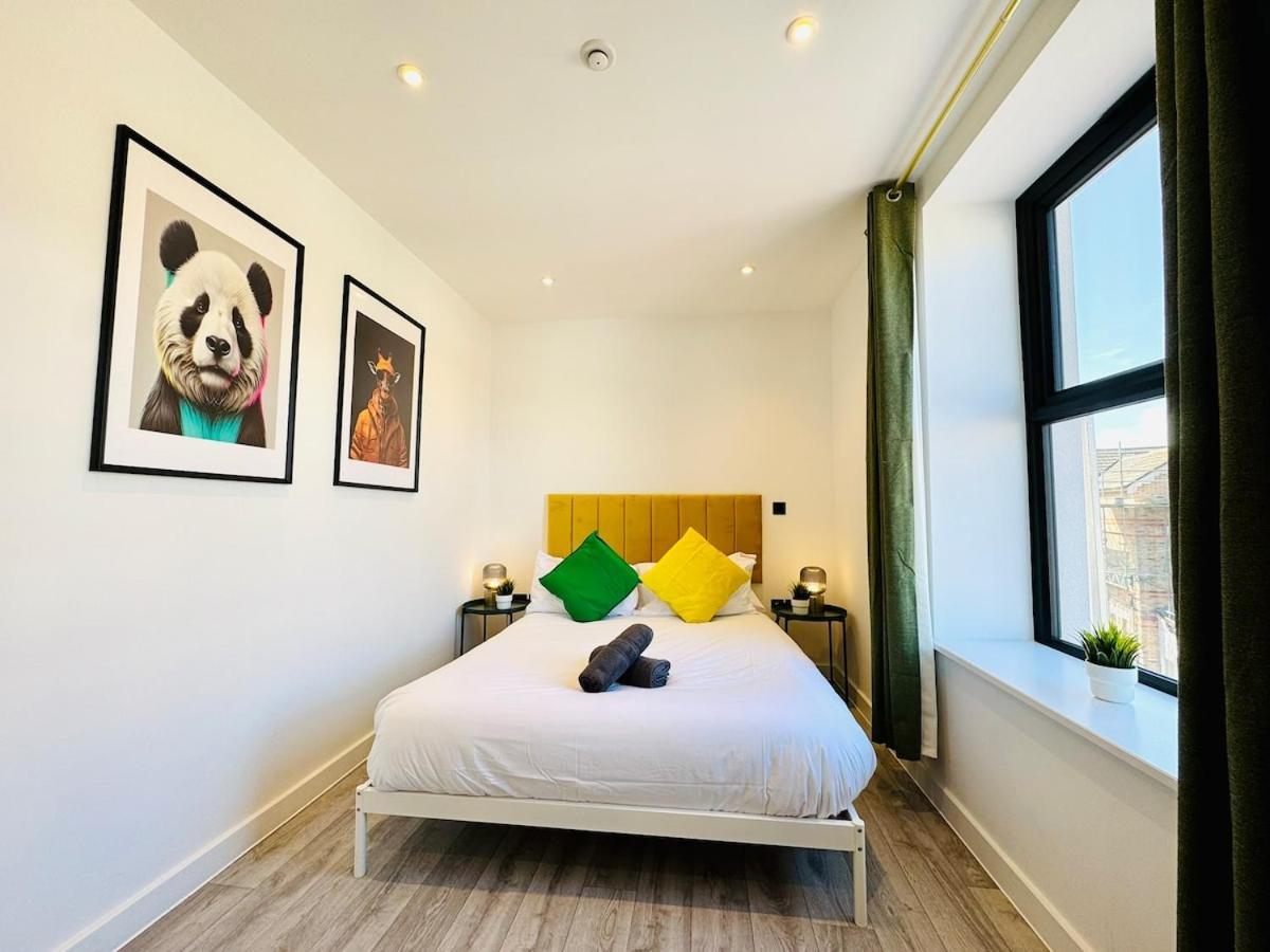 - 2-bedroom - 4 Guests - Prime Spot *