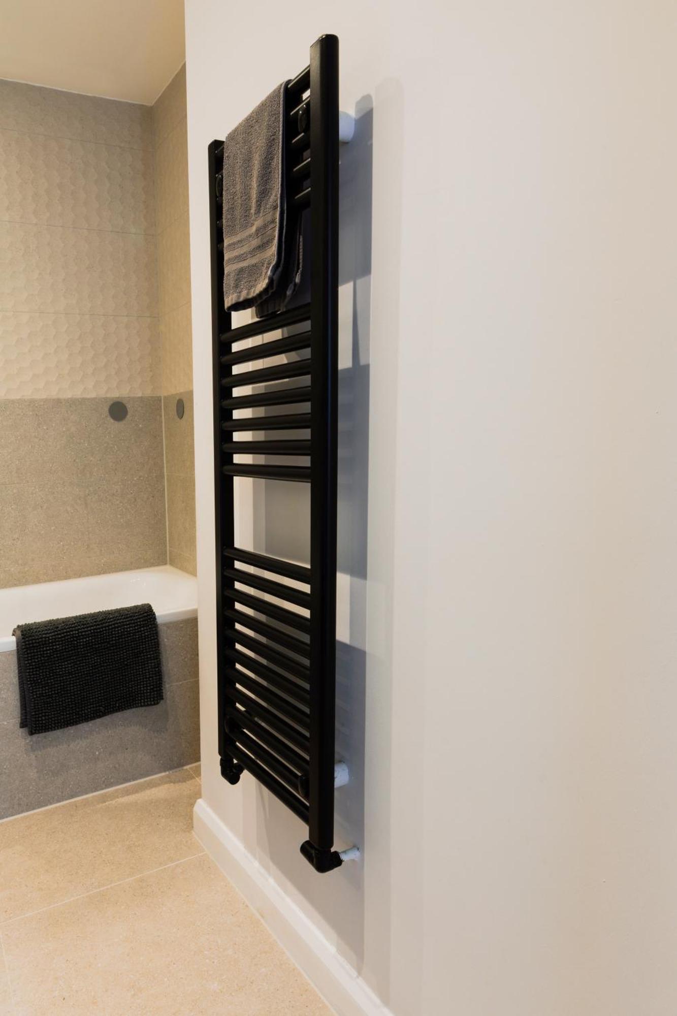 And Peaceful Two Bedroom Flat In Town *