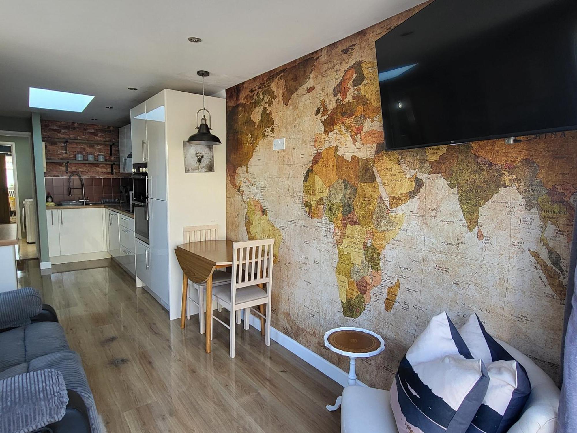 Modern One-bed Flat With Garden