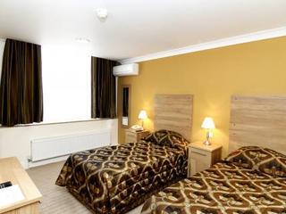 Hotel Russell Court 2*