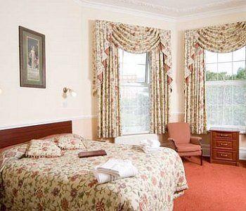 Lampeter 3* Bournemouth