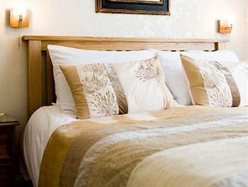 The Living Bed & Breakfast 4*