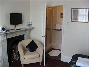 Guest house The Carlton 4*