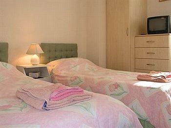The Pinedale 3*
