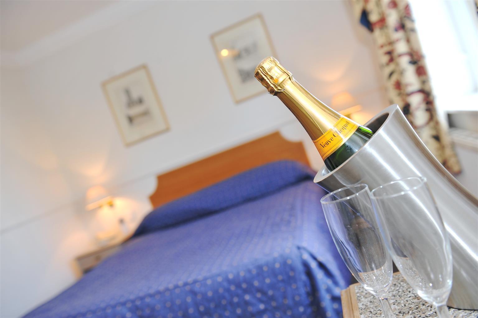 Montague Hotel